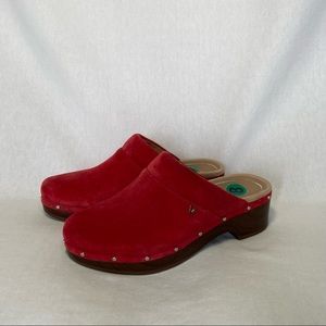 Vionic Suede Clogs Sz 8
